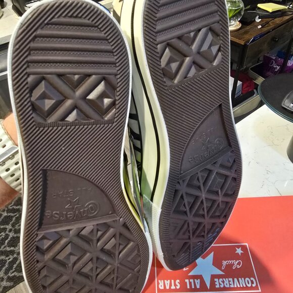 Converse Chuck 70 Low Glow-In-The-Dark Zebra Print Men's Casual A13438C SIZE 10 - Picture 10 of 15